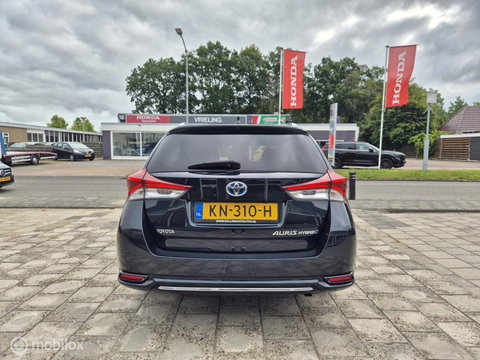 Toyota Auris 1.8 Hybrid Lease-pro, Pano,Navi, Camera,Clima