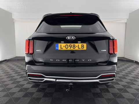 Kia Sorento 1.6 T-GDI Plug-in Hybrid 4WD ExecutiveLine [ 7-Pers. ] (Plug-in) (INCL.BTW) *PANO | HEAD-UP | LEATHER | MEMORY-PACK | TOP-VIEW | FULL-LED | BLINDSPOT | ADAPTIVE-CRUISE | HEATED-COMFORTSEATS | BOSE-SOUND | KEYLESS | DIGI-COCKPIT | PRIVACY-GLASS | AMBIENT-L