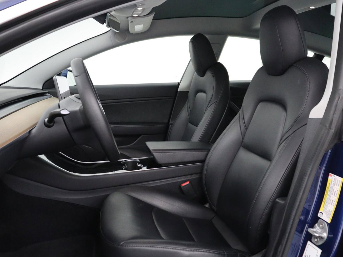 Tesla Model 3 Performance AWD 75 kWh | Traffic-Aware Cruise control | Leder | Lichtmetaal 20'' | Achterbank verwarming | Park assist | Climate control