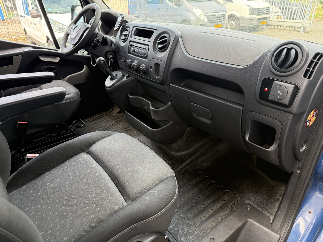 Opel Movano