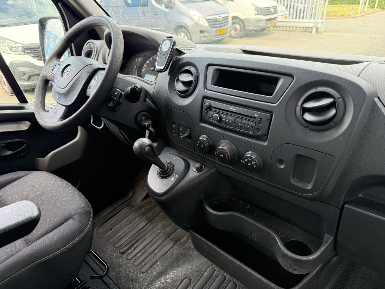 Opel Movano