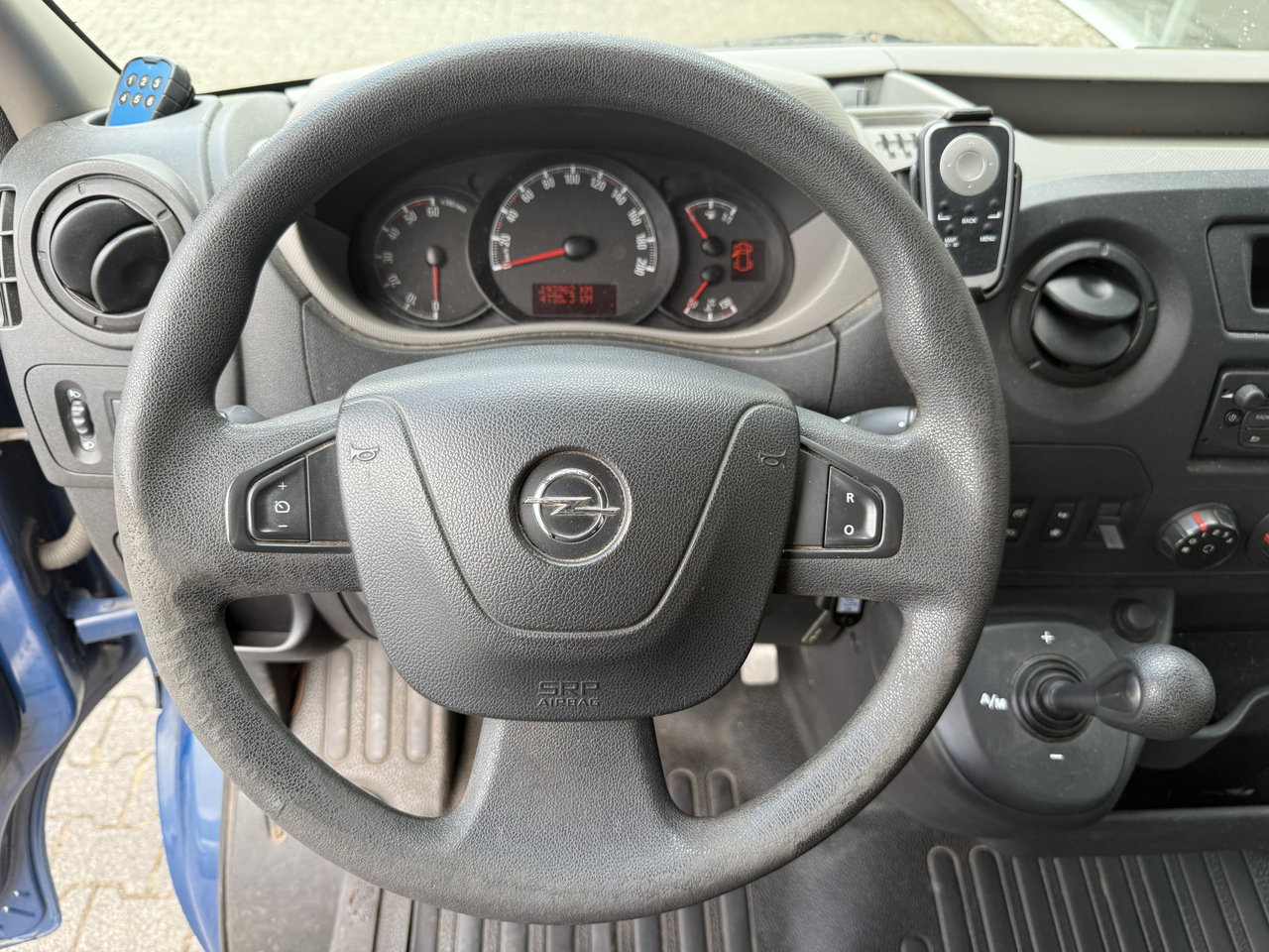 Opel Movano