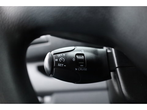 Peugeot Expert 1.5 BlueHDI 120 Compact Premium | 2x Stoel | Navi | Apple Carplay | Trekhaak