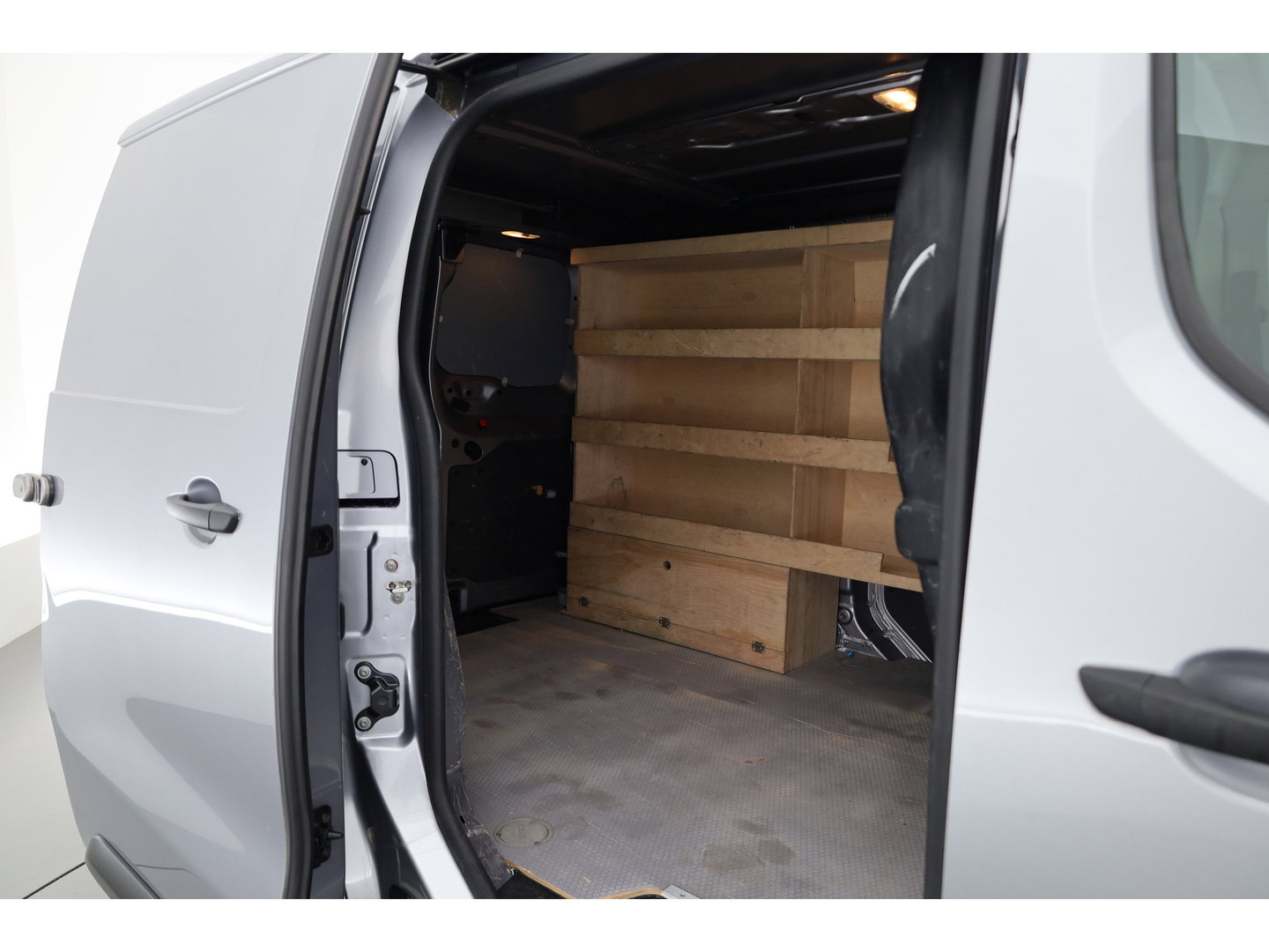 Peugeot Expert 1.5 BlueHDI 120 Compact Premium | 2x Stoel | Navi | Apple Carplay | Trekhaak