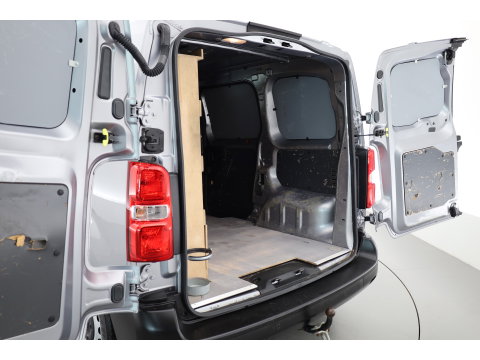 Peugeot Expert 1.5 BlueHDI 120 Compact Premium | 2x Stoel | Navi | Apple Carplay | Trekhaak