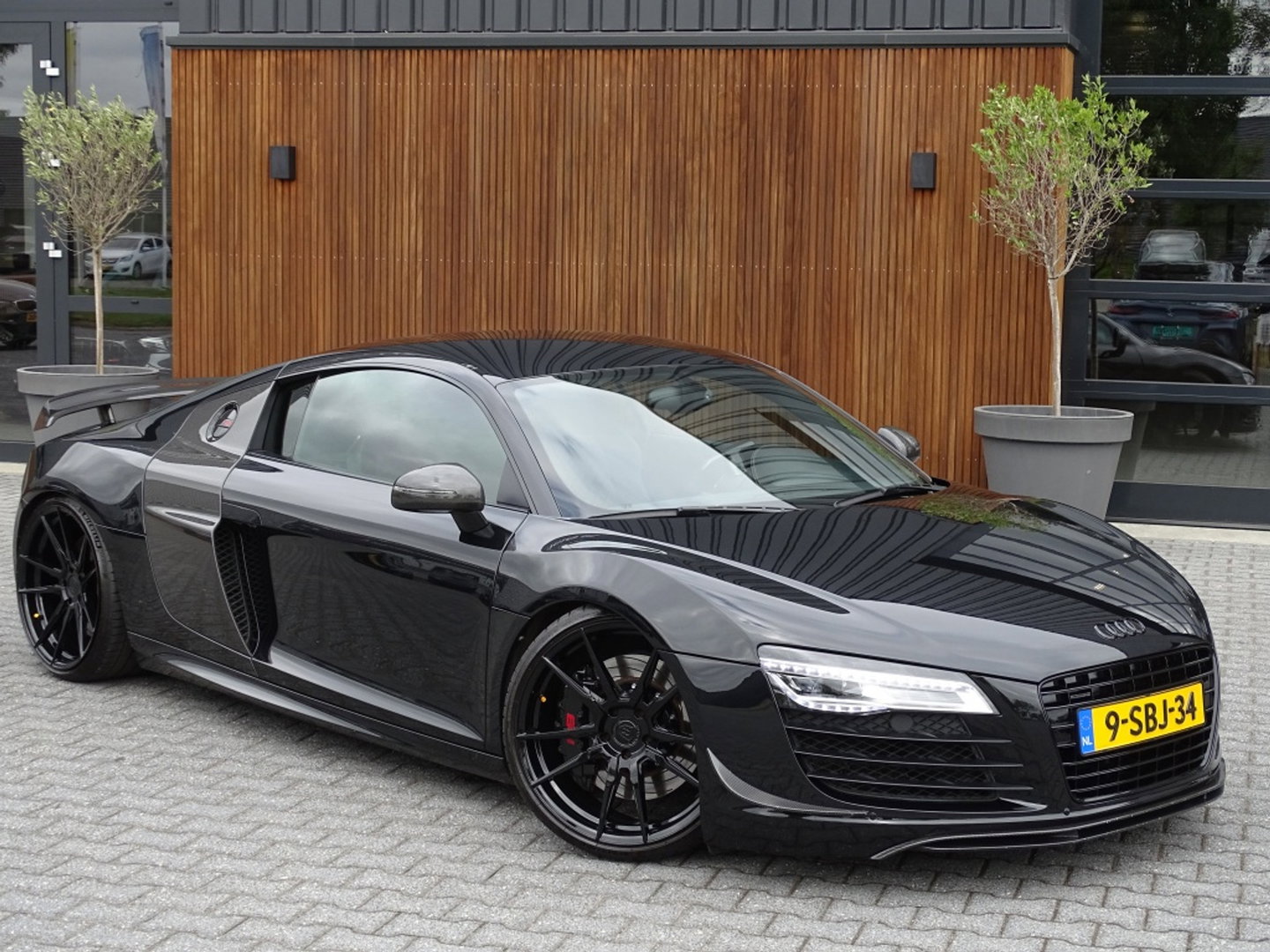 Quattro R8 4.2 V8 FSI 421PK / Carbon / Liftsysteem / LED / B&O