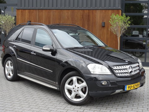 Mercedes-Benz M-Klasse 350 272PK V6 / Youngtimer / Xenon / Alcanatara / 2006