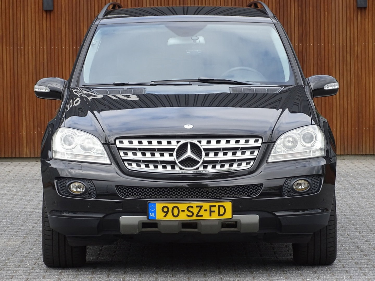 Mercedes-Benz M-Klasse 350 272PK V6 / Youngtimer / Xenon / Alcanatara / 2006