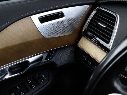 Volvo XC90 T8 Recharge AWD Inscription 7p Bowers & Wilkins Luchtvering 22 inch