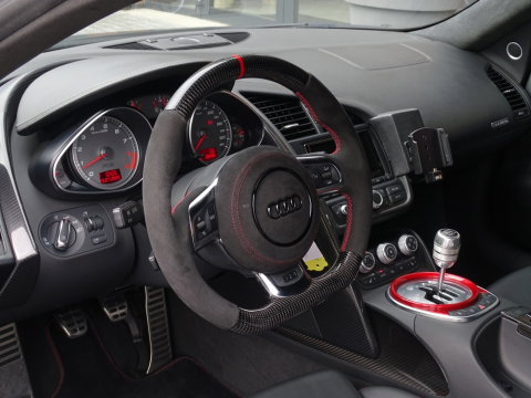 Quattro R8 4.2 V8 FSI 421PK / Carbon / Liftsysteem / LED / B&O