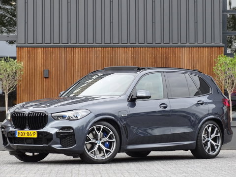 BMW X5 45e 394PK M-Sport / Laser / 360 / Pano / Softclose / Pano