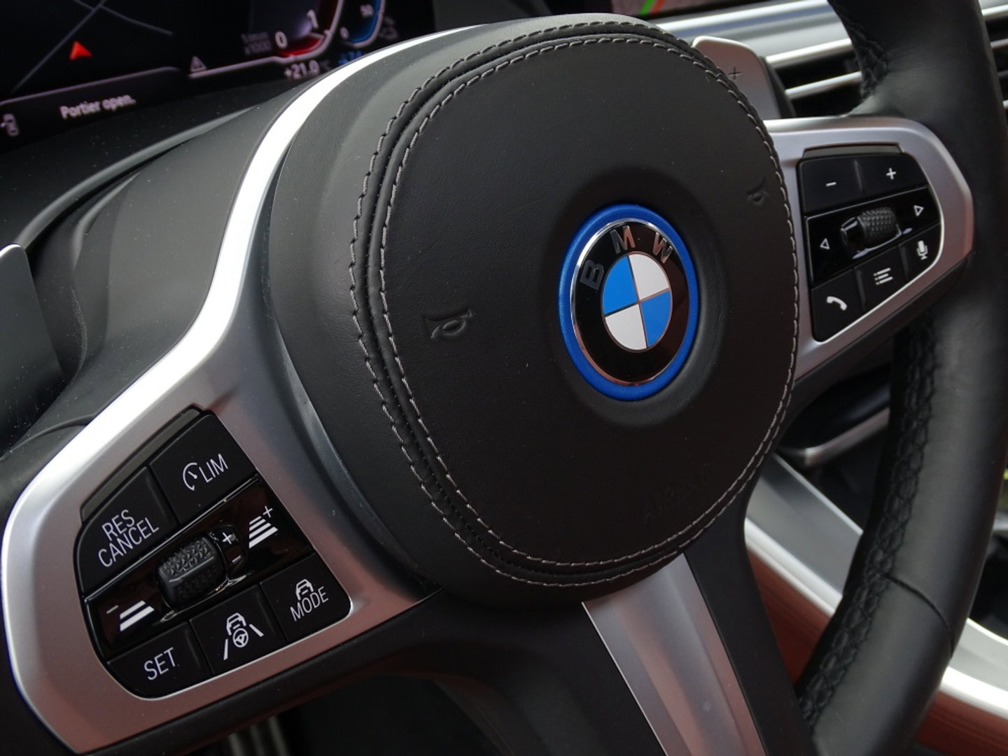 BMW X5 45e 394PK M-Sport / Laser / 360 / Pano / Softclose / Pano