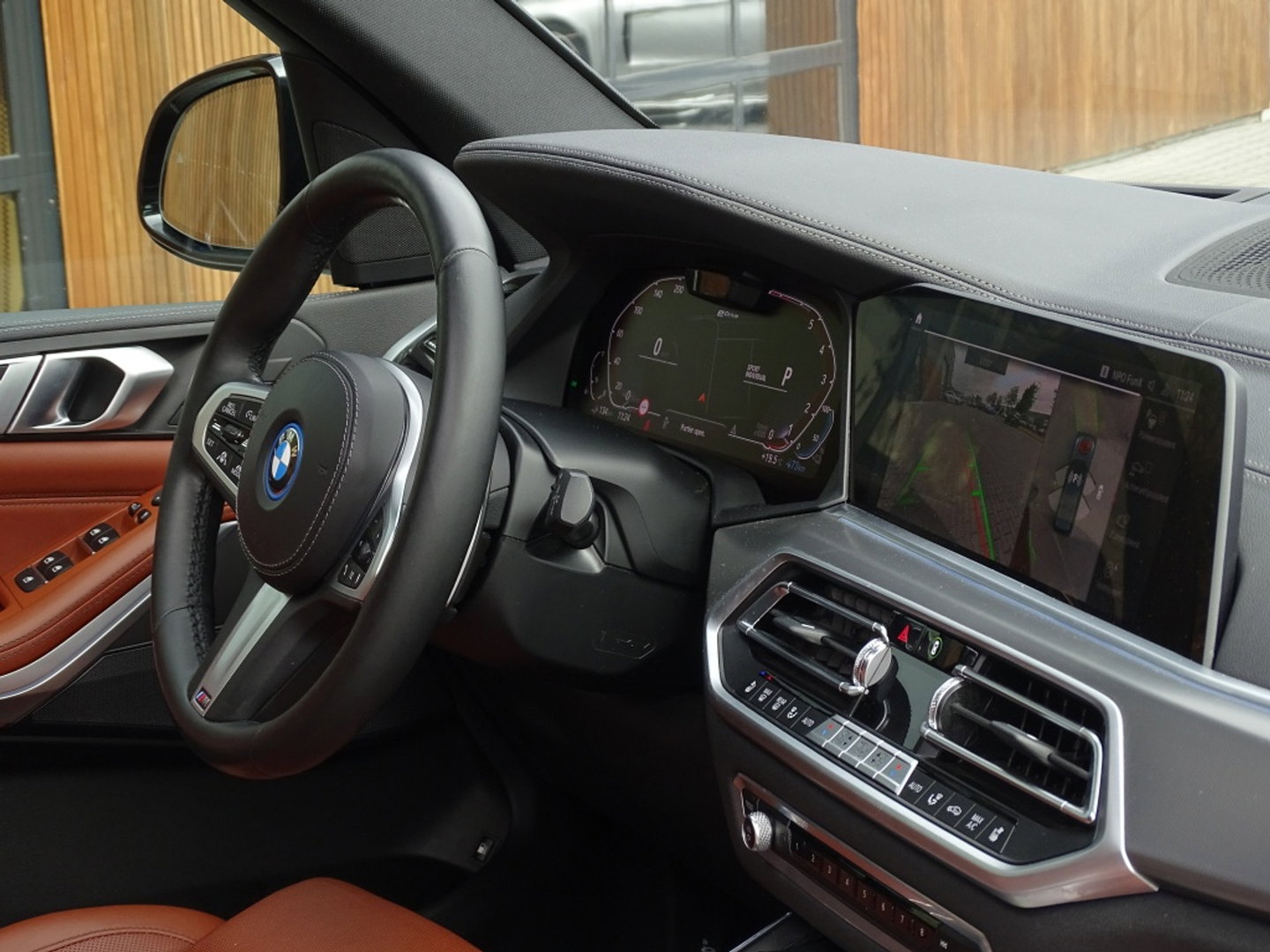 BMW X5 45e 394PK M-Sport / Laser / 360 / Pano / Softclose / Pano