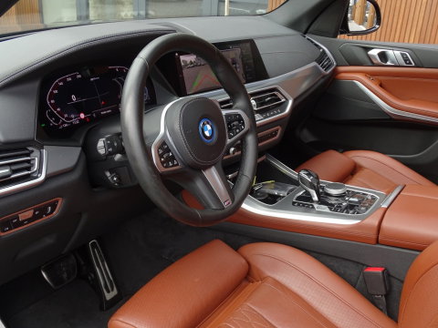 BMW X5 45e 394PK M-Sport / Laser / 360 / Pano / Softclose / Pano
