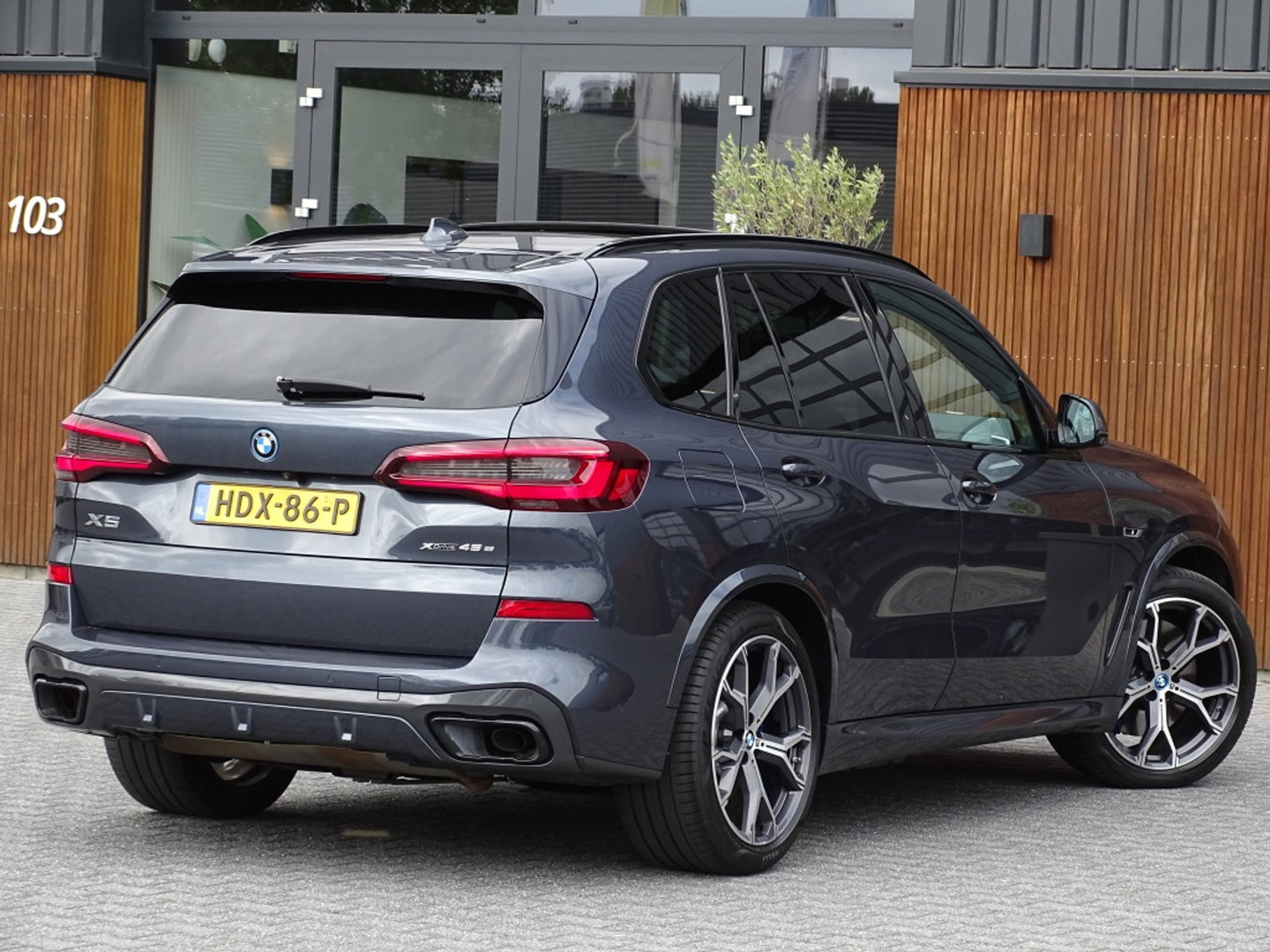 BMW X5 45e 394PK M-Sport / Laser / 360 / Pano / Softclose / Pano