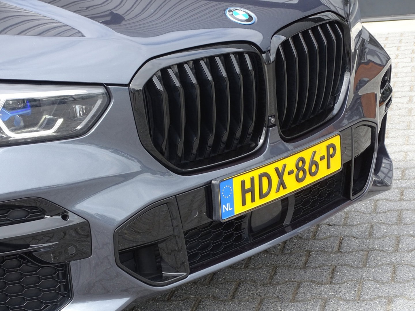 BMW X5 45e 394PK M-Sport / Laser / 360 / Pano / Softclose / Pano
