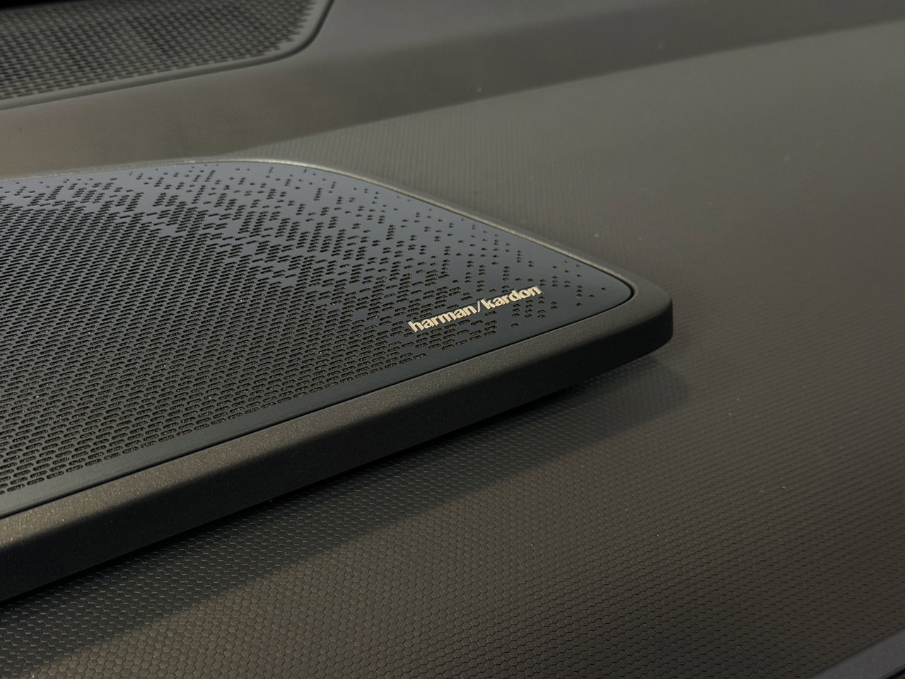 Lynk & Co 08