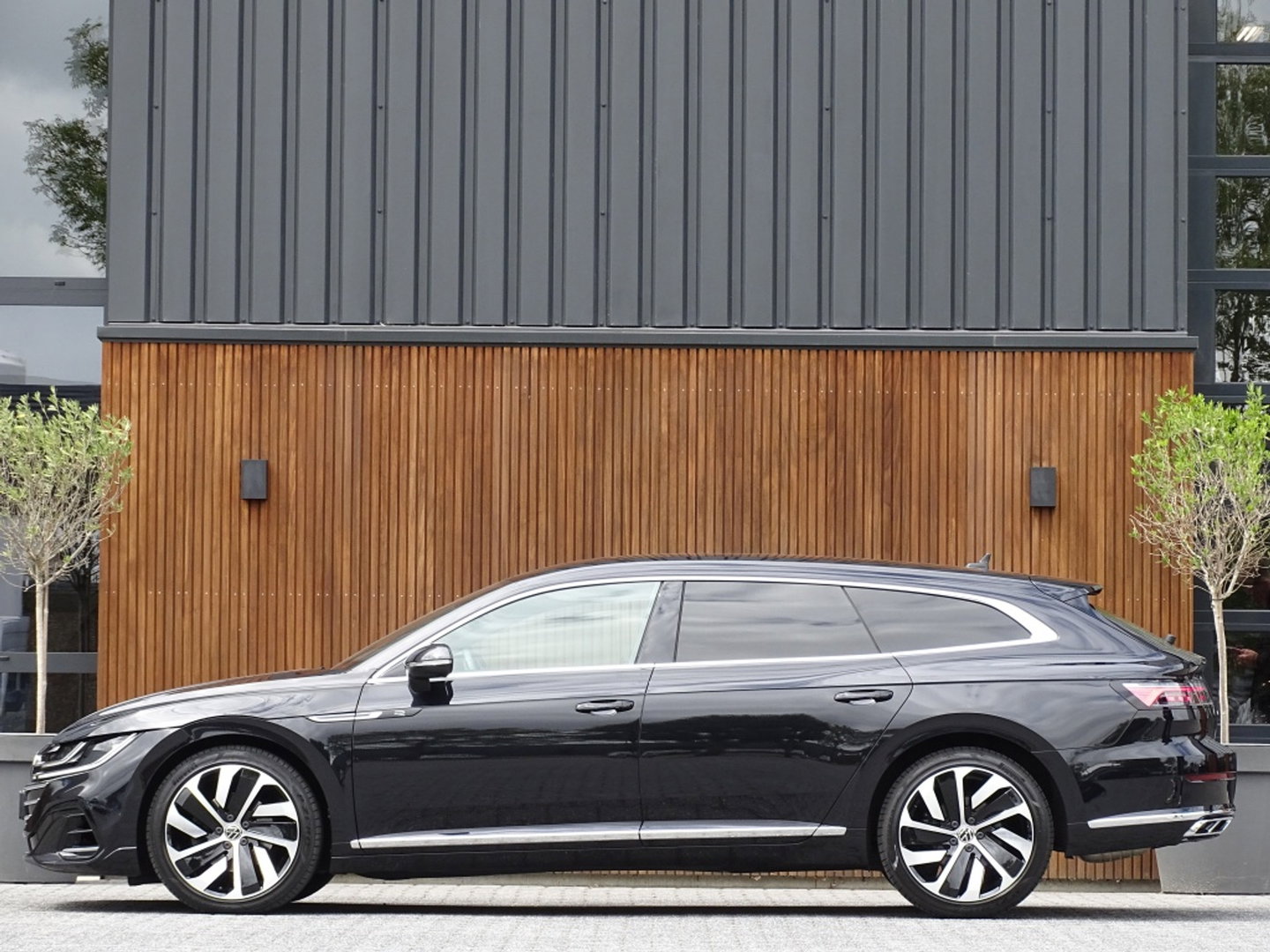 Volkswagen Arteon Shooting Brake 2.0 TSI 191PK DSG / R-Line / IQ-Light