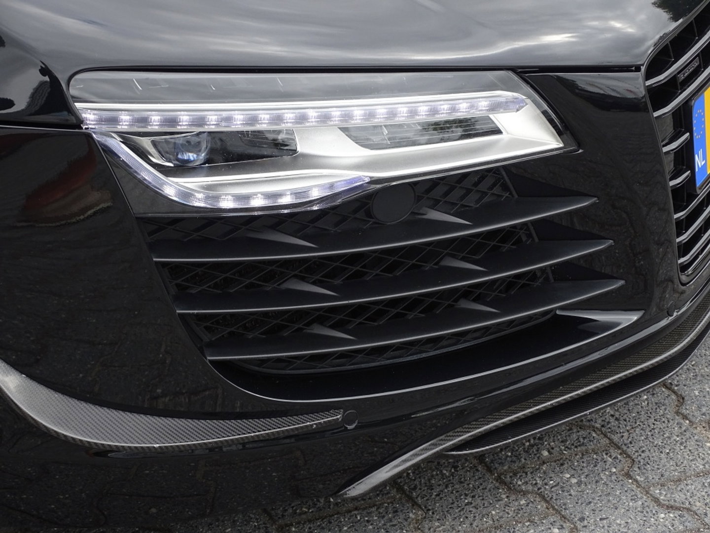 Quattro R8 4.2 V8 FSI 421PK / Carbon / Liftsysteem / LED / B&O