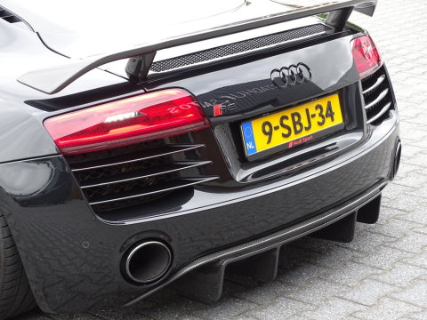Quattro R8 4.2 V8 FSI 421PK / Carbon / Liftsysteem / LED / B&O