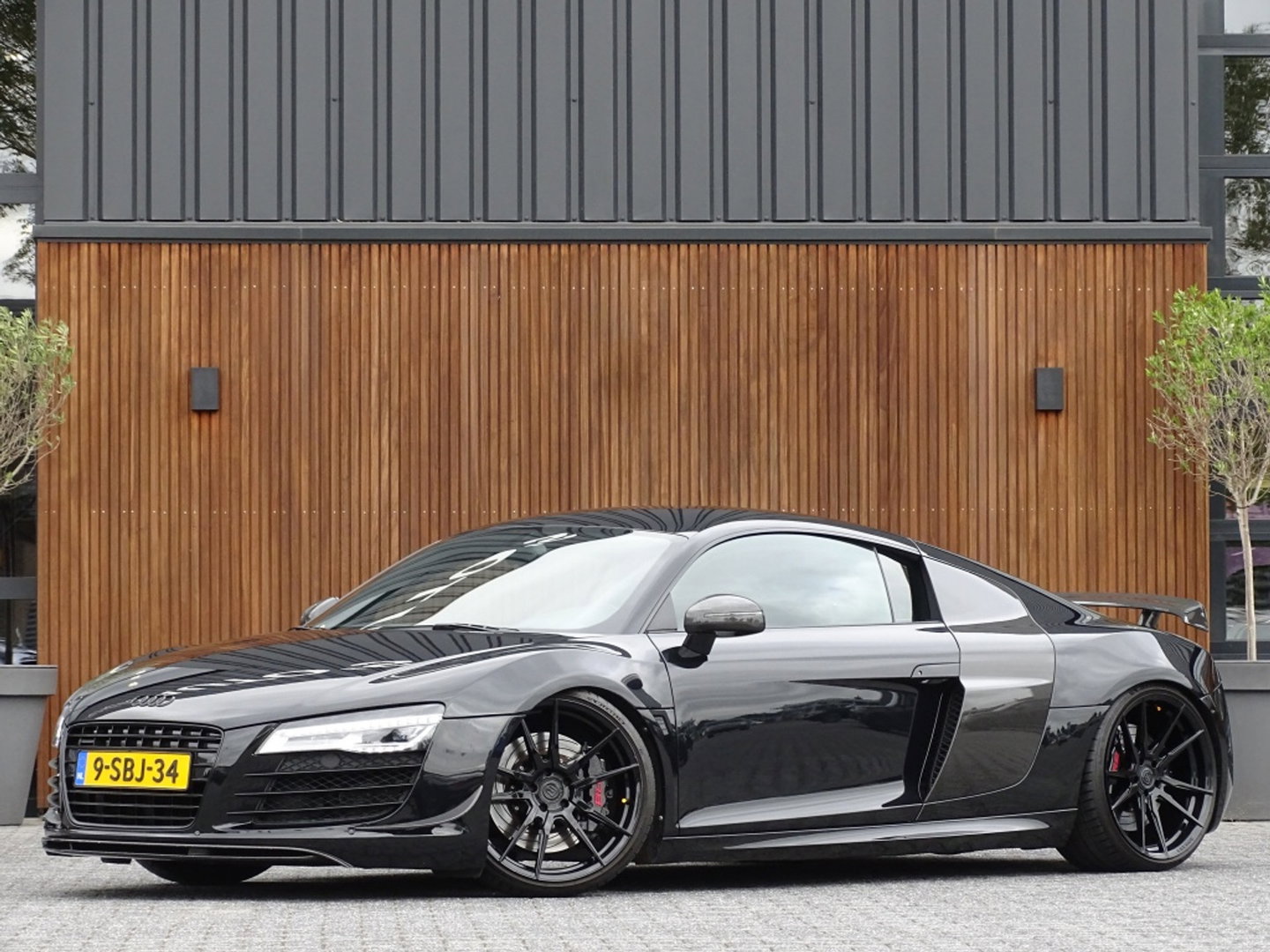 Quattro R8 4.2 V8 FSI 421PK / Carbon / Liftsysteem / LED / B&O