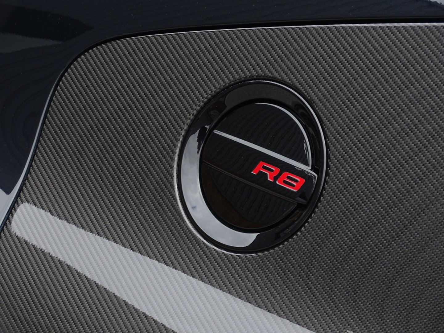 Quattro R8 4.2 V8 FSI 421PK / Carbon / Liftsysteem / LED / B&O