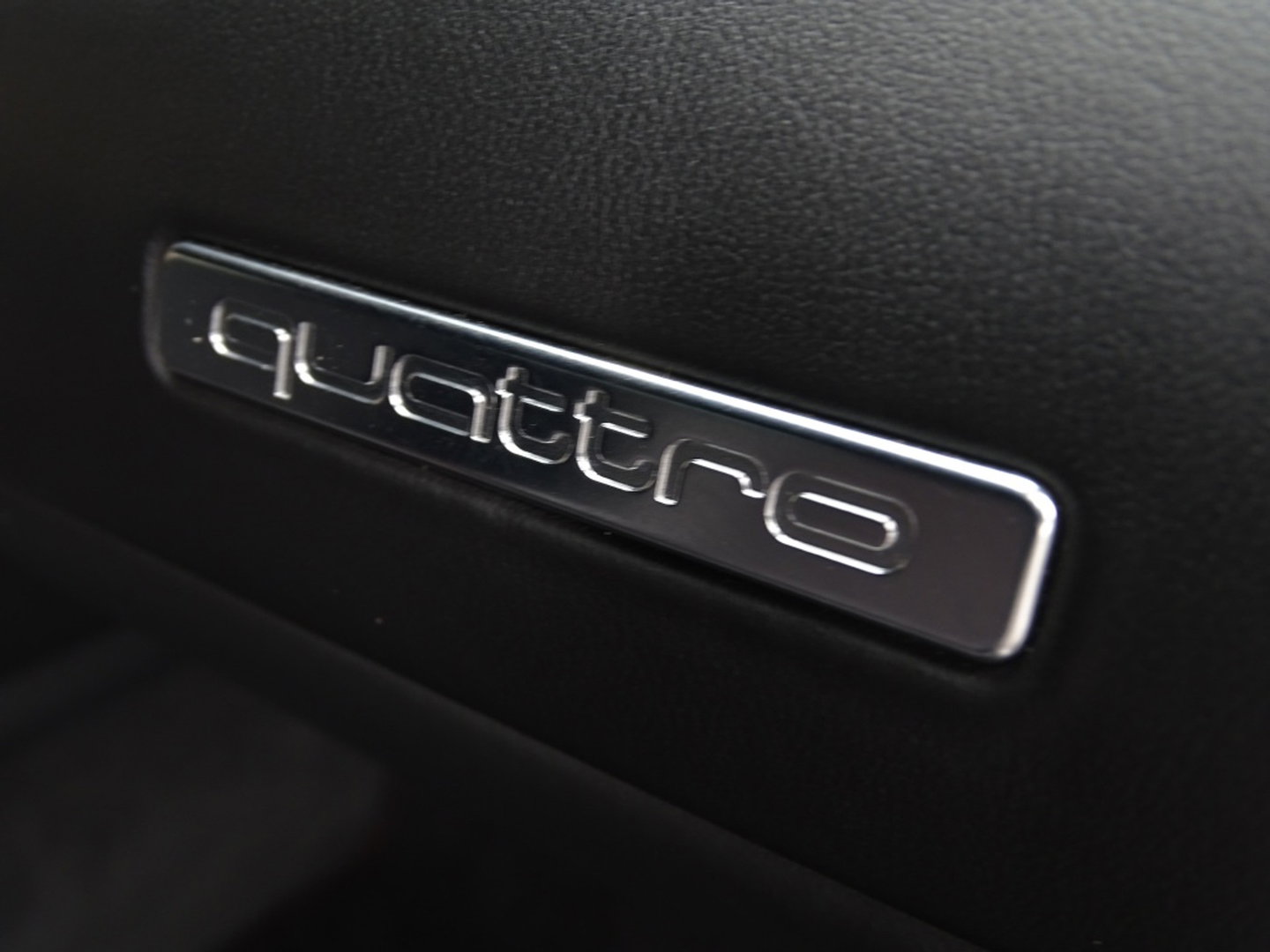Quattro R8 4.2 V8 FSI 421PK / Carbon / Liftsysteem / LED / B&O