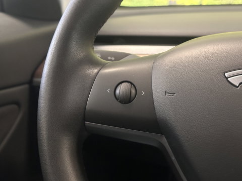Tesla Model 3 Long Range AWD 75 kWh | 351 PK! | Origineel Nederlands | Leder | Autopilot | Premium Audio | Panoramadak | Elektrische Stoelen |  Stoelverwarming | Achterbankverwarming |