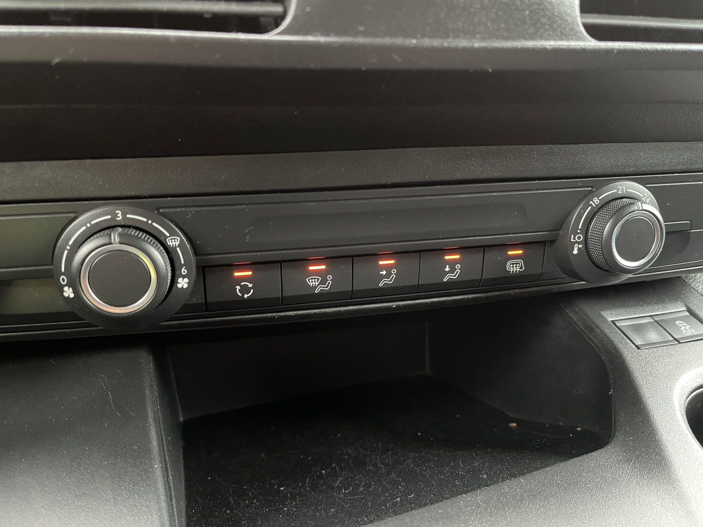 Citroën Berlingo 1.5 BlueHDI Control | Origineel Nederlands | Nap | Automatische Verlichting | Radio | Bluetooth | Start/Stop |