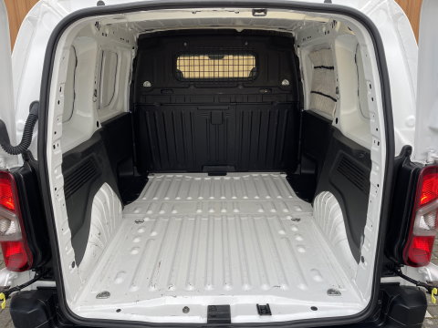 Citroën Berlingo 1.5 BlueHDI Control | Origineel Nederlands | Nap | Automatische Verlichting | Radio | Bluetooth | Start/Stop |
