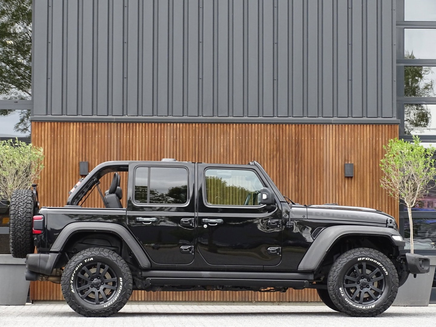 Jeep Wrangler Unlimited Hybrid 380PK 4xe / Rubicon / LED