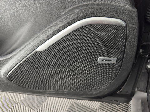 Renault Scénic 1.5 dCi Initiale Paris Hybrid Assist *HEAD-UP | ADAPTIVE-CRUISE | LEATHER | FULL-LED | BLINDSPOT | HEATED-COMFORTSEATS | BOSE-SOUND | NAVI-FULLAMP | DIGI-COCKPIT | PRIVACY-GLASS | CAMERA | ECC | PDC | 20''ALU*