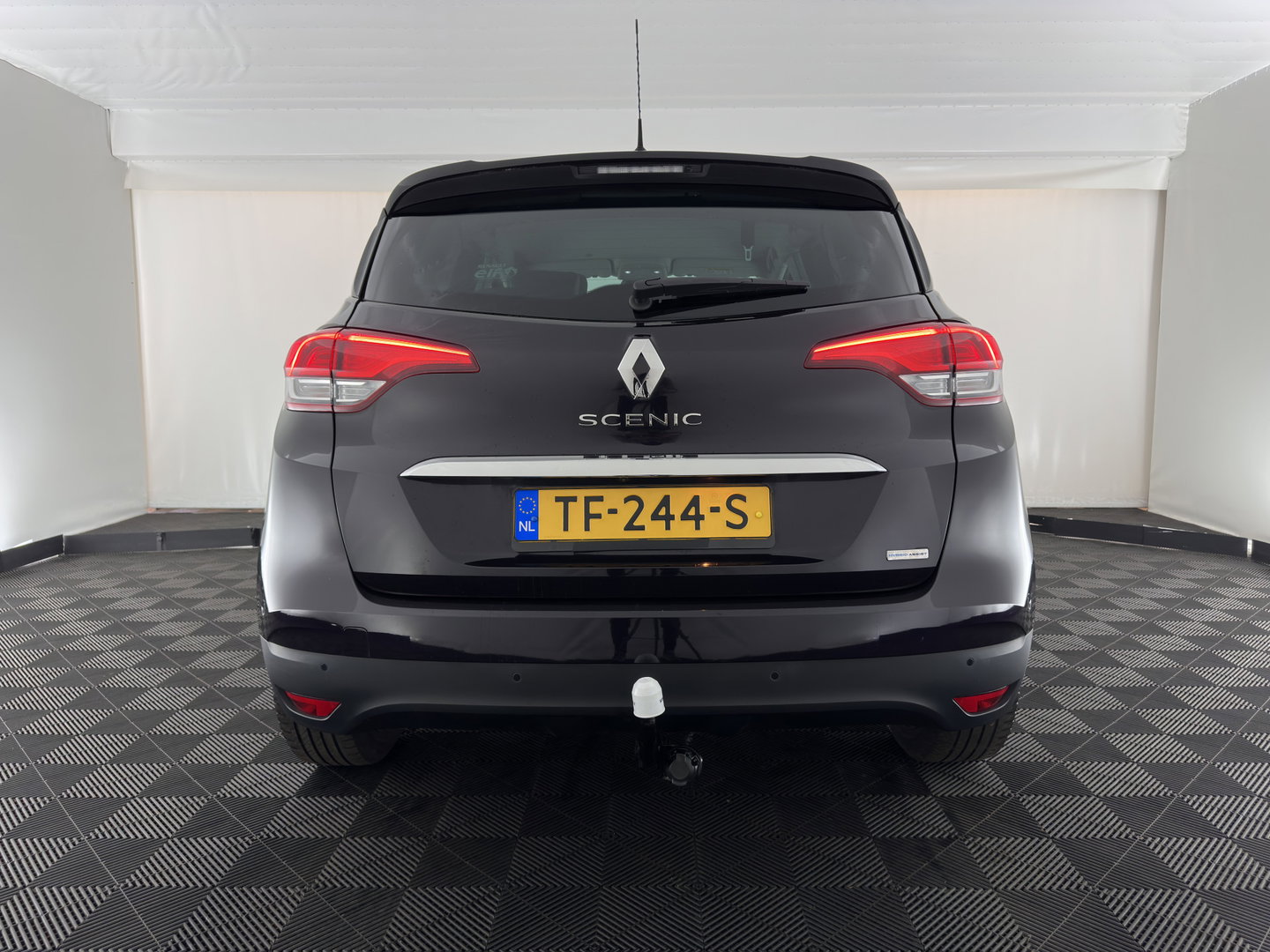Renault Scénic 1.5 dCi Initiale Paris Hybrid Assist *HEAD-UP | ADAPTIVE-CRUISE | LEATHER | FULL-LED | BLINDSPOT | HEATED-COMFORTSEATS | BOSE-SOUND | NAVI-FULLAMP | DIGI-COCKPIT | PRIVACY-GLASS | CAMERA | ECC | PDC | 20''ALU*