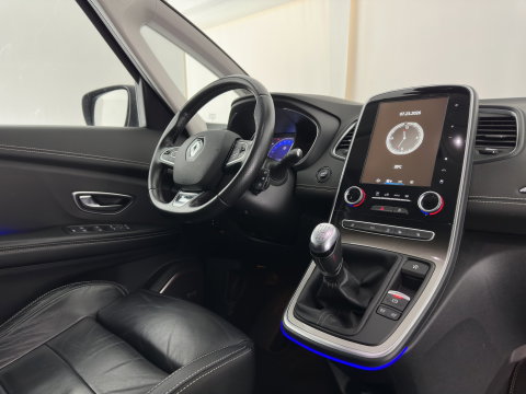 Renault Scénic 1.5 dCi Initiale Paris Hybrid Assist *HEAD-UP | ADAPTIVE-CRUISE | LEATHER | FULL-LED | BLINDSPOT | HEATED-COMFORTSEATS | BOSE-SOUND | NAVI-FULLAMP | DIGI-COCKPIT | PRIVACY-GLASS | CAMERA | ECC | PDC | 20''ALU*
