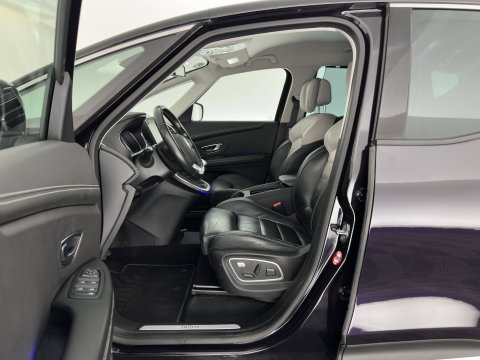 Renault Scénic 1.5 dCi Initiale Paris Hybrid Assist *HEAD-UP | ADAPTIVE-CRUISE | LEATHER | FULL-LED | BLINDSPOT | HEATED-COMFORTSEATS | BOSE-SOUND | NAVI-FULLAMP | DIGI-COCKPIT | PRIVACY-GLASS | CAMERA | ECC | PDC | 20''ALU*