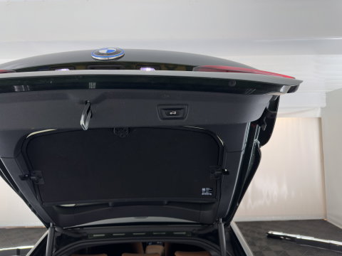 BMW i4 eDrive40 84 kWh [3-Fase] (INCL.BTW) *LEATHER | FULL-LED | ADAPTIVE-CRUISE | HEATED-SPORTSEATS | WIDESCREEN-DIGI-COCKPIT | CAMERA | DAB+ | PRIVACY-GLASS | NAVI-FULLMAP | ECC | PDC | 17''ALU | TOWBAR*