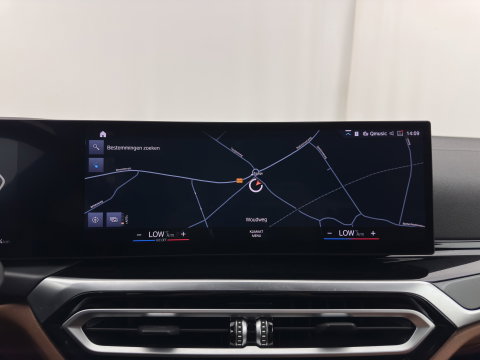 BMW i4 eDrive40 84 kWh [3-Fase] (INCL.BTW) *LEATHER | FULL-LED | ADAPTIVE-CRUISE | HEATED-SPORTSEATS | WIDESCREEN-DIGI-COCKPIT | CAMERA | DAB+ | PRIVACY-GLASS | NAVI-FULLMAP | ECC | PDC | 17''ALU | TOWBAR*