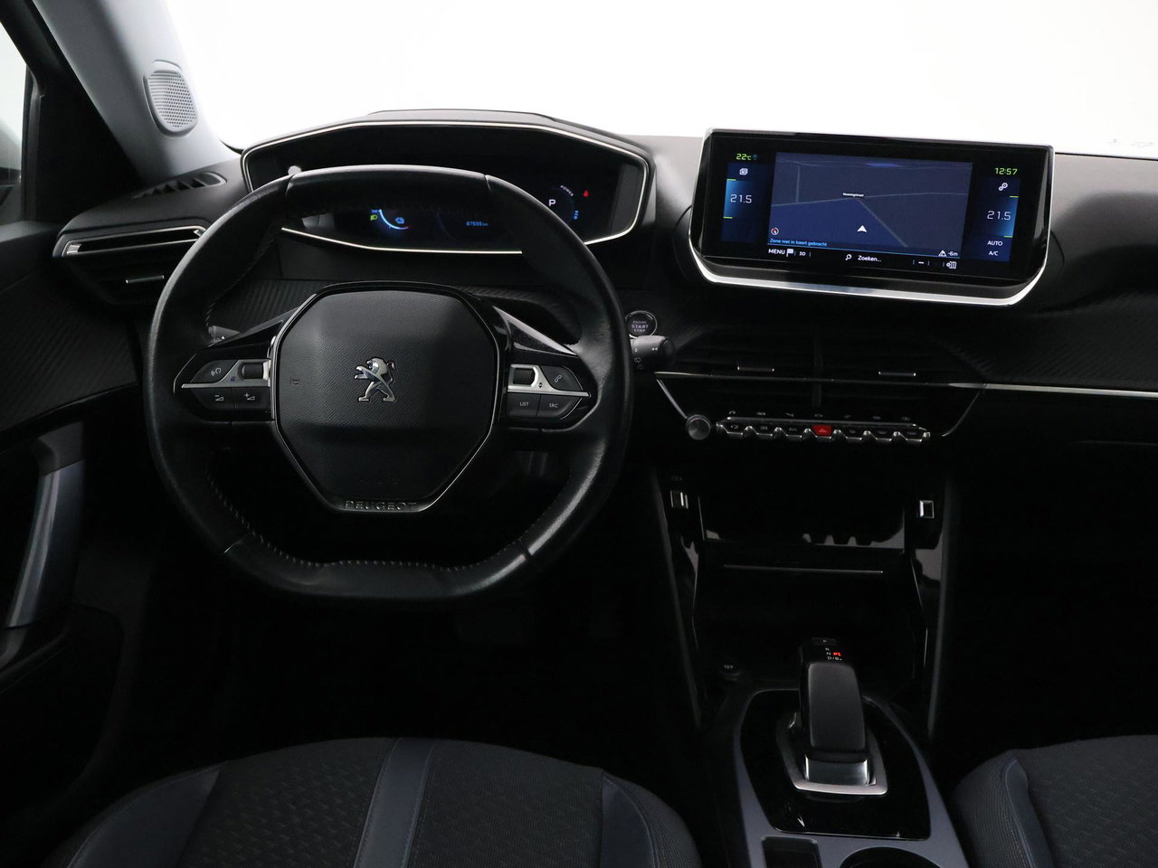 Peugeot e-2008