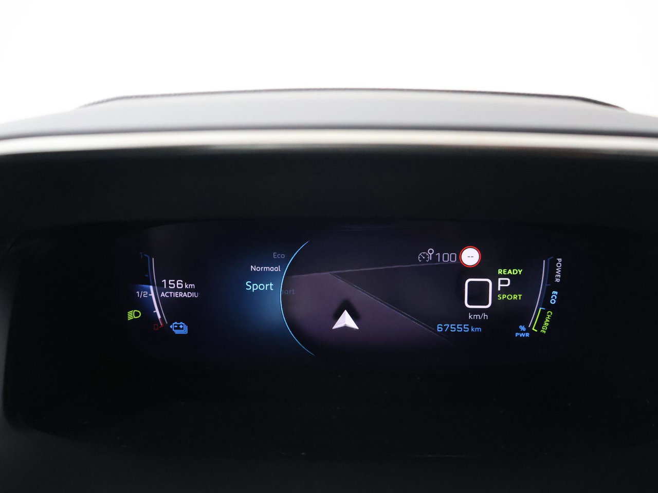 Peugeot e-2008