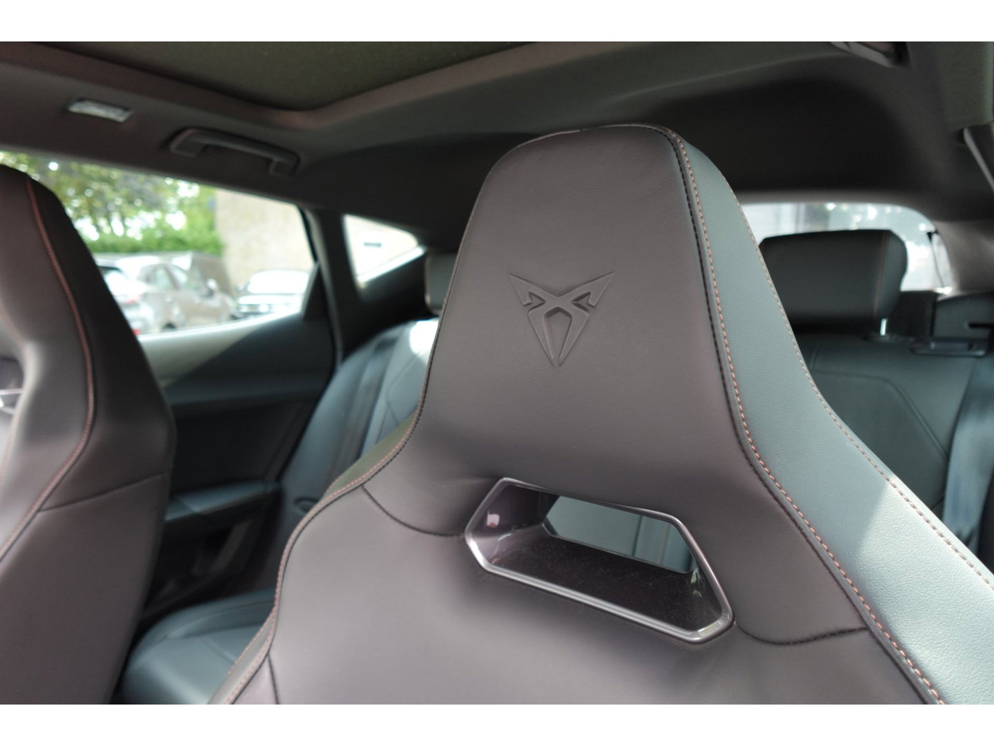 CUPRA Formentor 1.4 e-Hybrid VZ C Edition PANO CAM KEYLESS