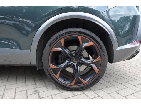 CUPRA Formentor 1.4 e-Hybrid VZ C Edition PANO CAM KEYLESS