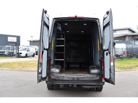 MAN TGE 5.180 35 2.0 L4H3 PB Edition N1! Camera, Cruise, Carplay, 177pk, 3500kg Trekhaak, Multimedia, Automaat, Uniek!