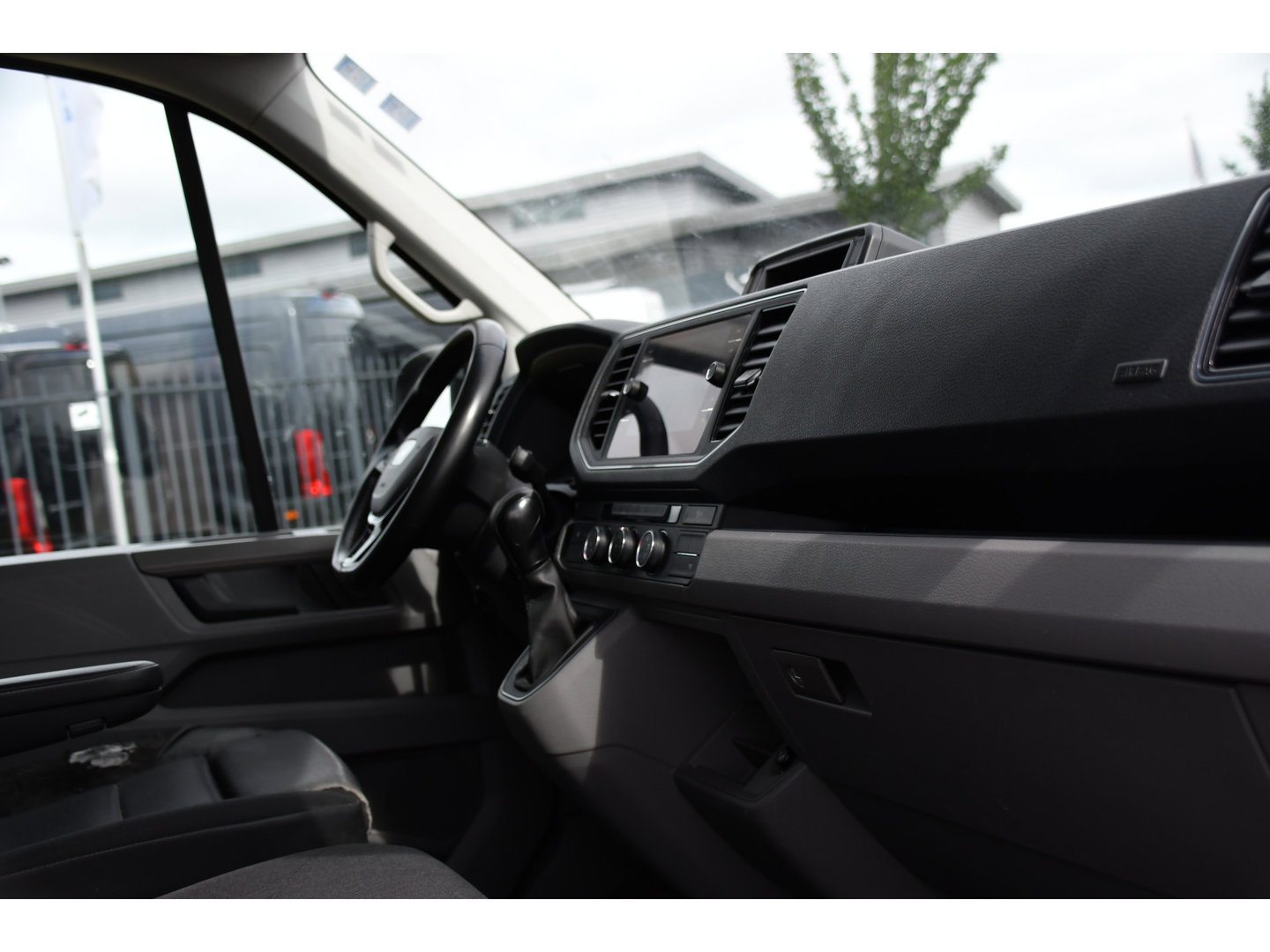 MAN TGE 5.180 35 2.0 L4H3 PB Edition N1! Camera, Cruise, Carplay, 177pk, 3500kg Trekhaak, Multimedia, Automaat, Uniek!
