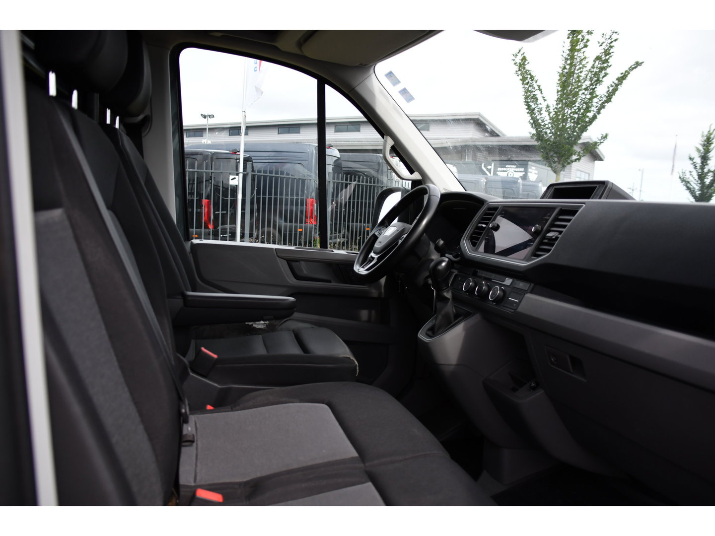 MAN TGE 5.180 35 2.0 L4H3 PB Edition N1! Camera, Cruise, Carplay, 177pk, 3500kg Trekhaak, Multimedia, Automaat, Uniek!