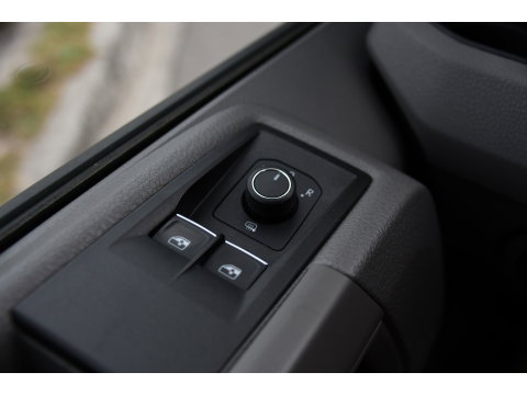 MAN TGE 5.180 35 2.0 L4H3 PB Edition N1! Camera, Cruise, Carplay, 177pk, 3500kg Trekhaak, Multimedia, Automaat, Uniek!