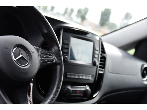 Mercedes-Benz Vito 116 CDI L2 Black Edition Cruise, Carplay, LED, 164pk, Sensoren, Multimedia, Automaat, NAVI, Uniek!