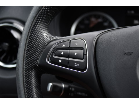 Mercedes-Benz Vito 116 CDI L2 Black Edition Cruise, Carplay, LED, 164pk, Sensoren, Multimedia, Automaat, NAVI, Uniek!