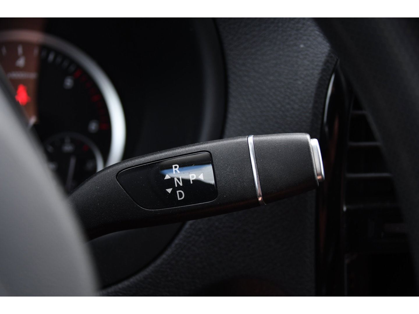 Mercedes-Benz Vito 116 CDI L2 Black Edition Cruise, Carplay, LED, 164pk, Sensoren, Multimedia, Automaat, NAVI, Uniek!