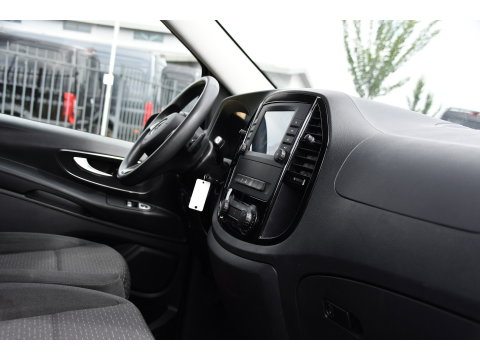 Mercedes-Benz Vito 116 CDI L2 Black Edition Cruise, Carplay, LED, 164pk, Sensoren, Multimedia, Automaat, NAVI, Uniek!