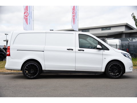 Mercedes-Benz Vito 114 CDI L2 Edition MARGE! Camera, Cruise, 190pk, Automaat, CarBolt, 2 Stoelen, LED, Uniek!